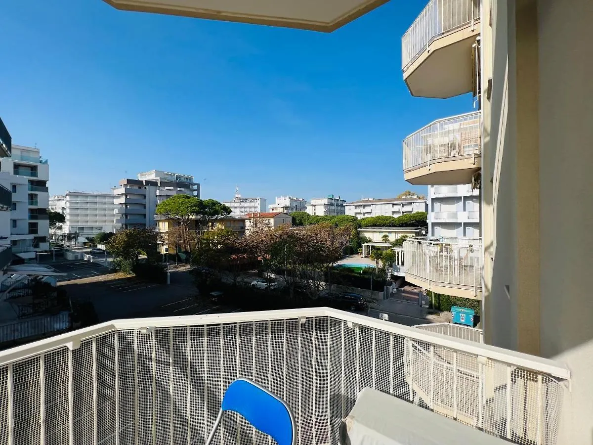 Modern Apartment Near The Beach In Jesolo Italy