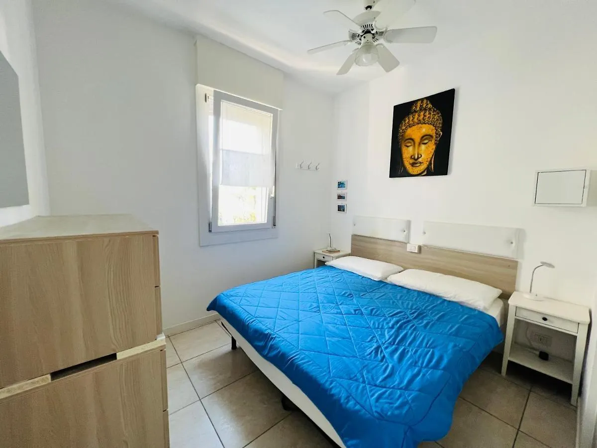 Modern Apartment Near The Beach In Jesolo Italy 0*, Lido di Jesolo Italy