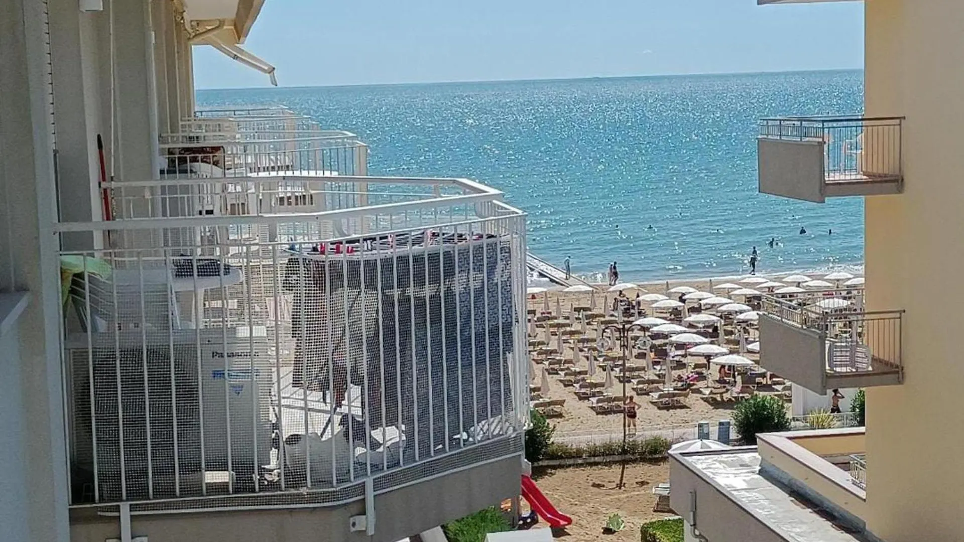Modern Apartment Near The Beach In Jesolo Italy